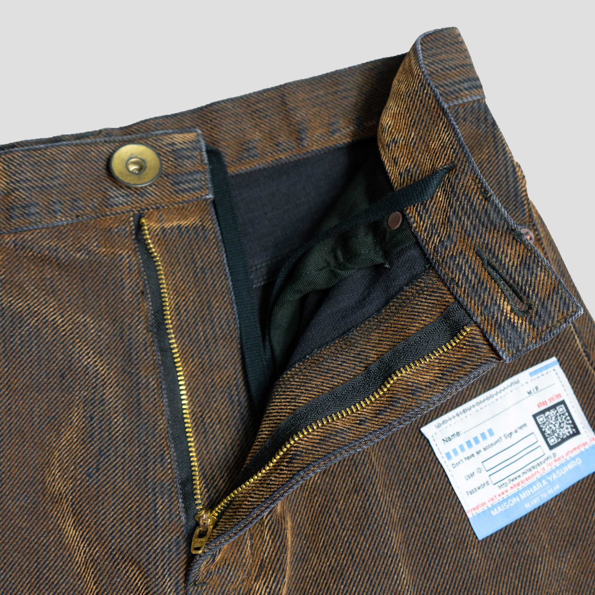 WIDE TAPERED FLOCKED DENIM PANTS