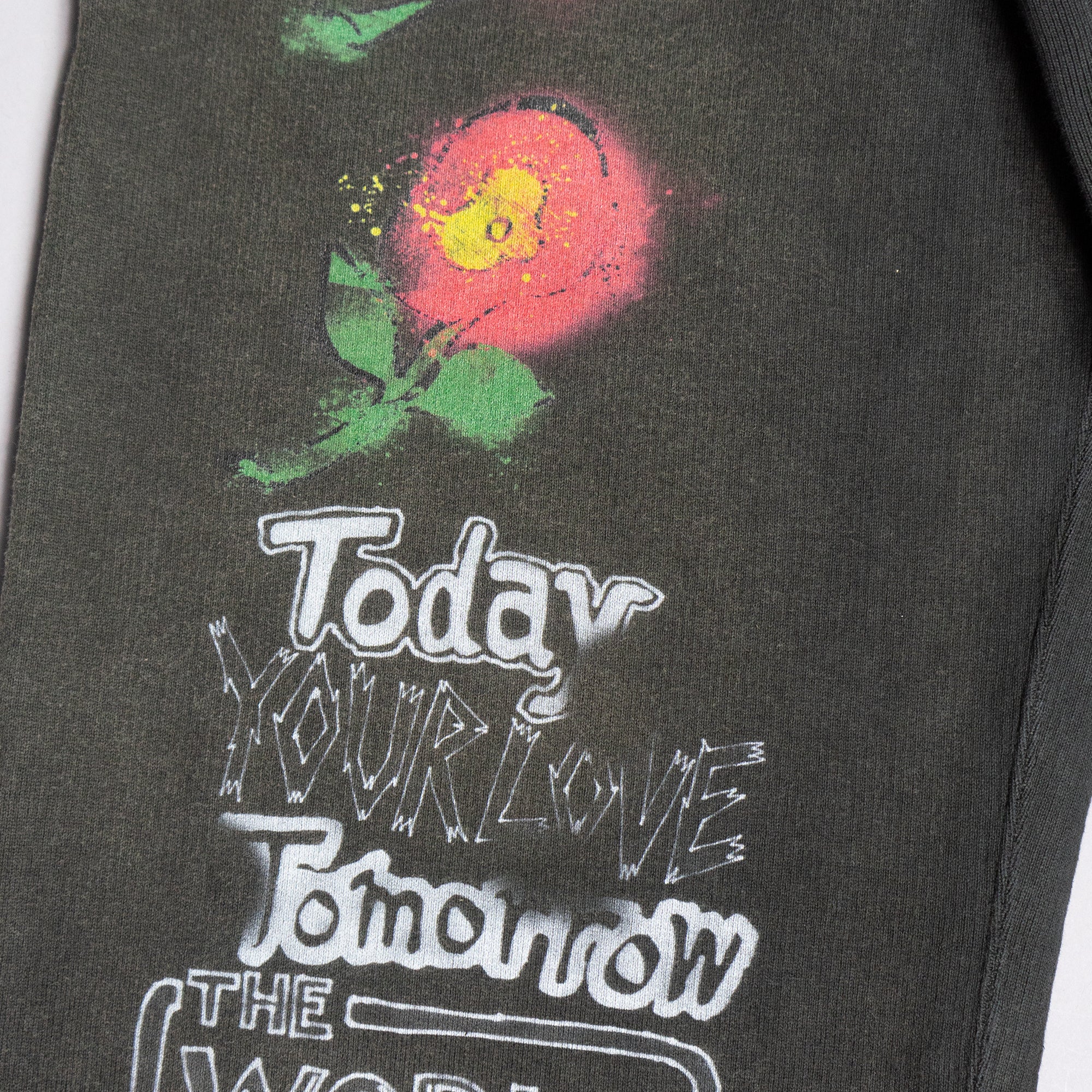 DISTRESSED SWEAT PANTS - BLACK