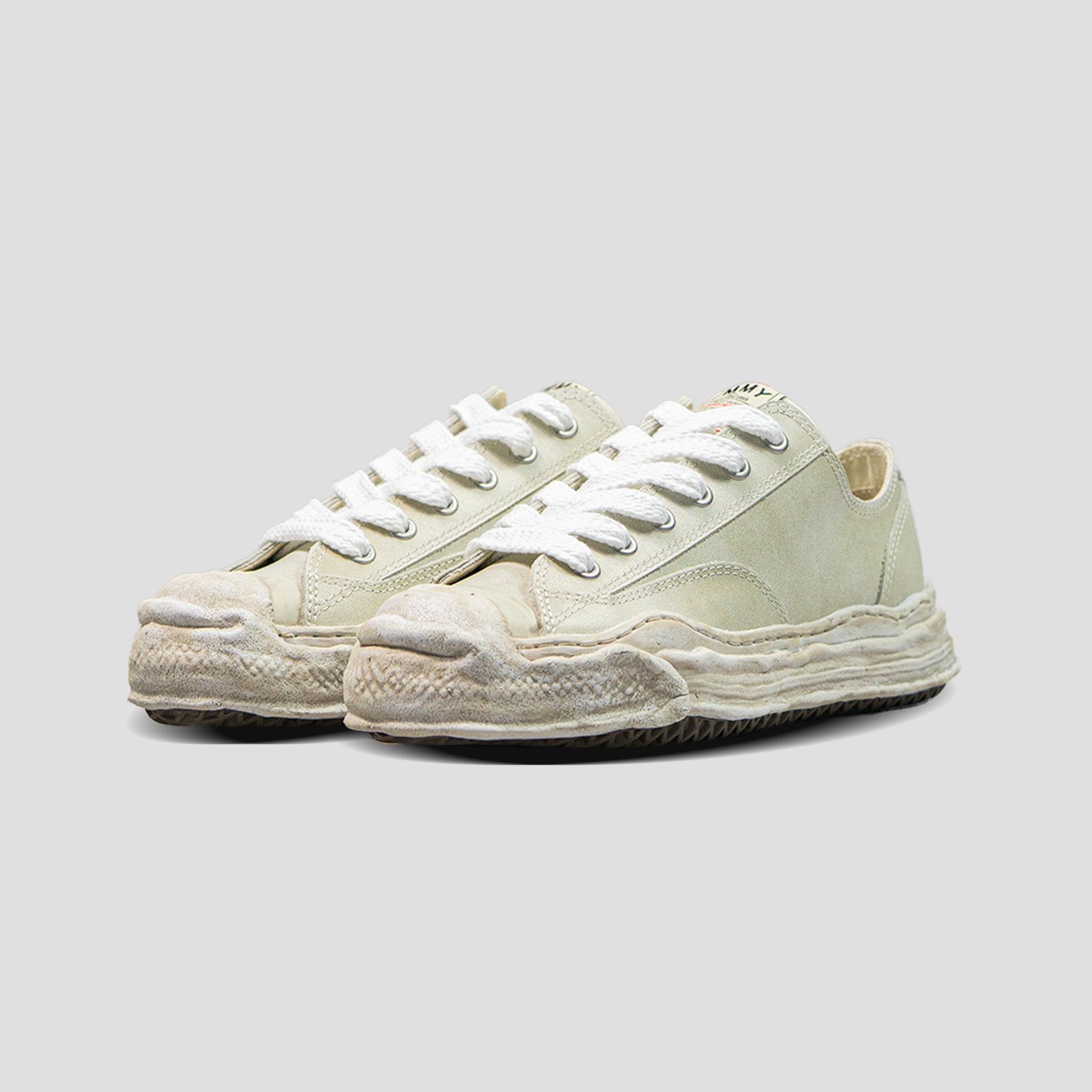 HANK OG SOLE LOW-TOP VINTAGE TREATMENT LEATHER SNEAKERS