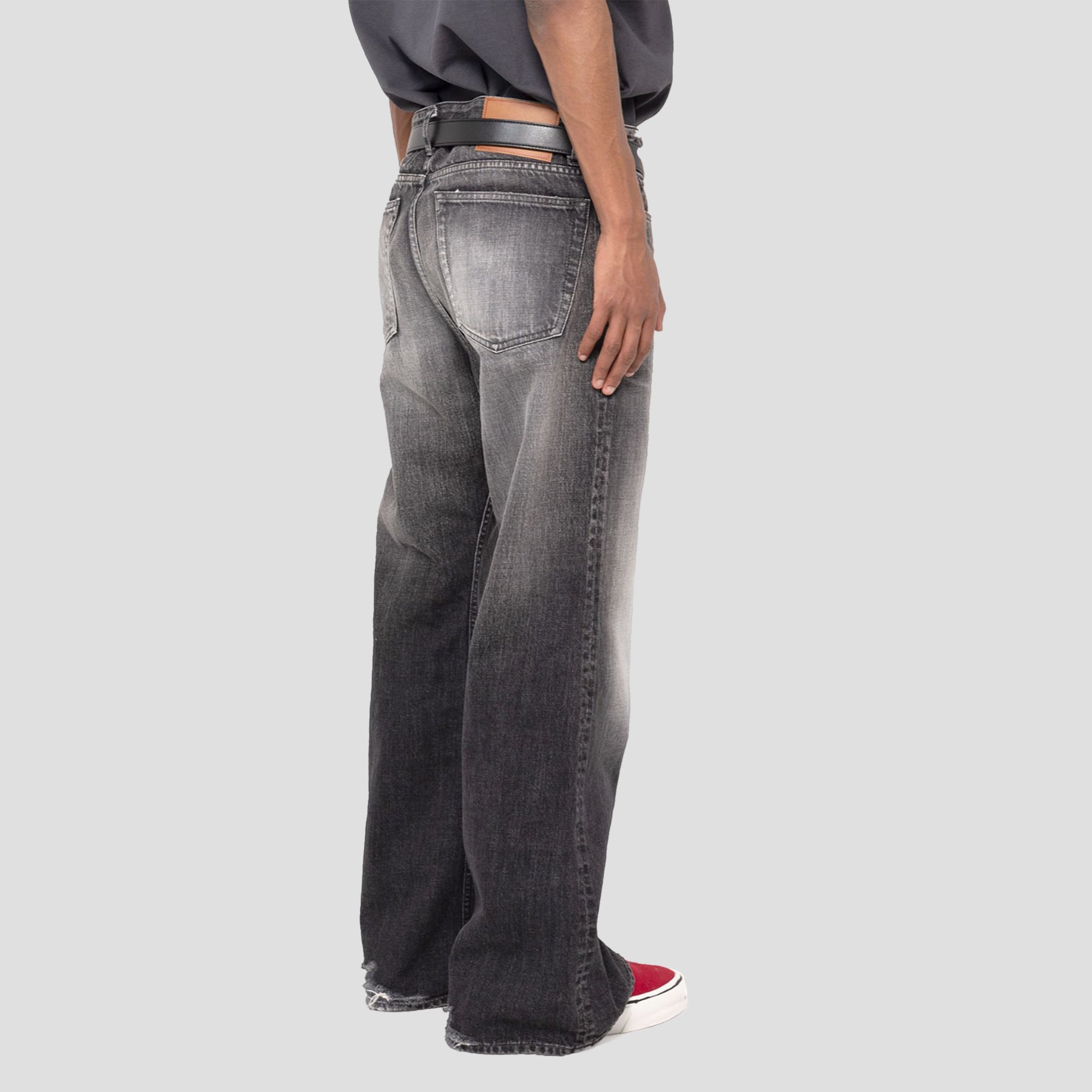 FLARE DENIM JEANS