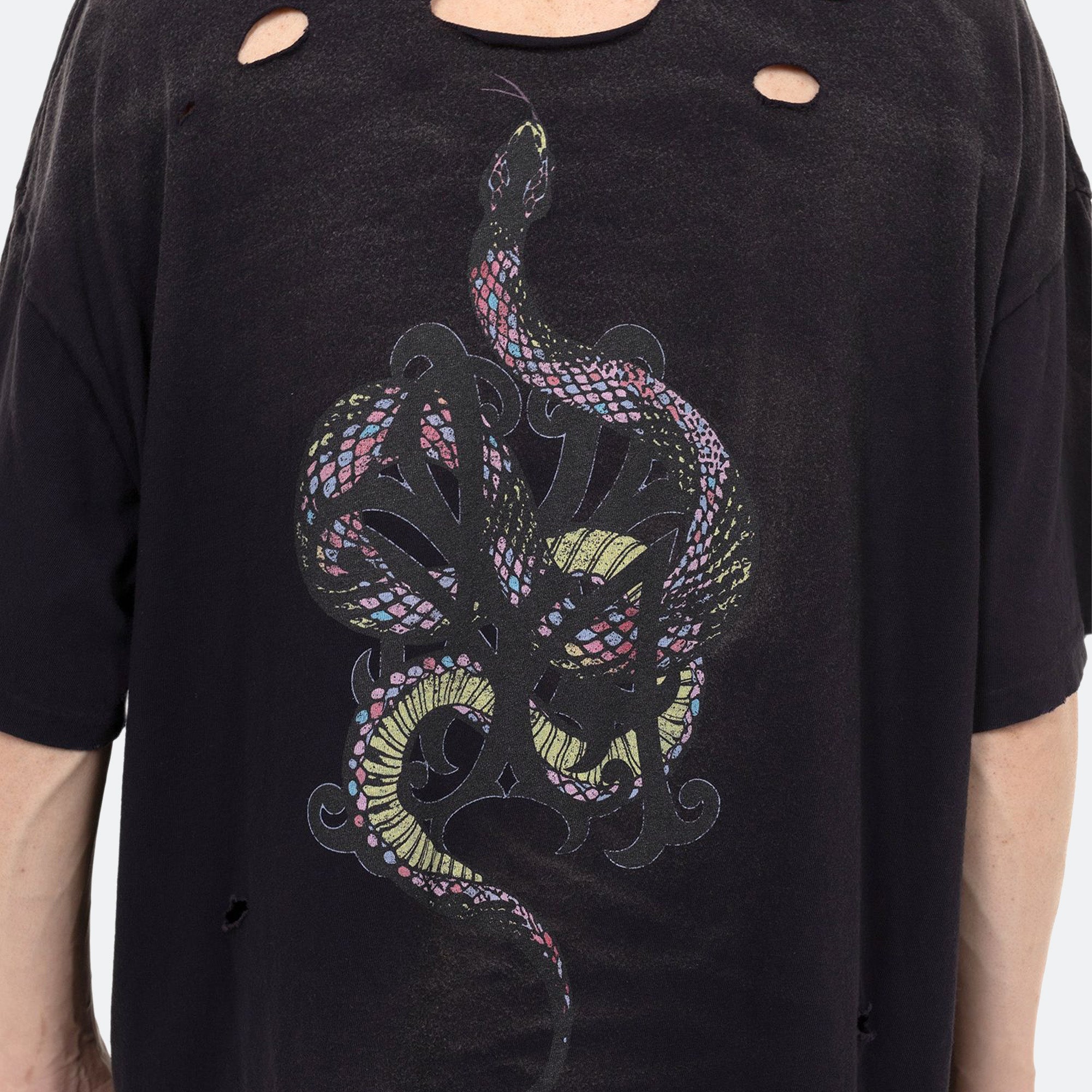 SNAKE DISTRESSED S/S T-SHIRTS