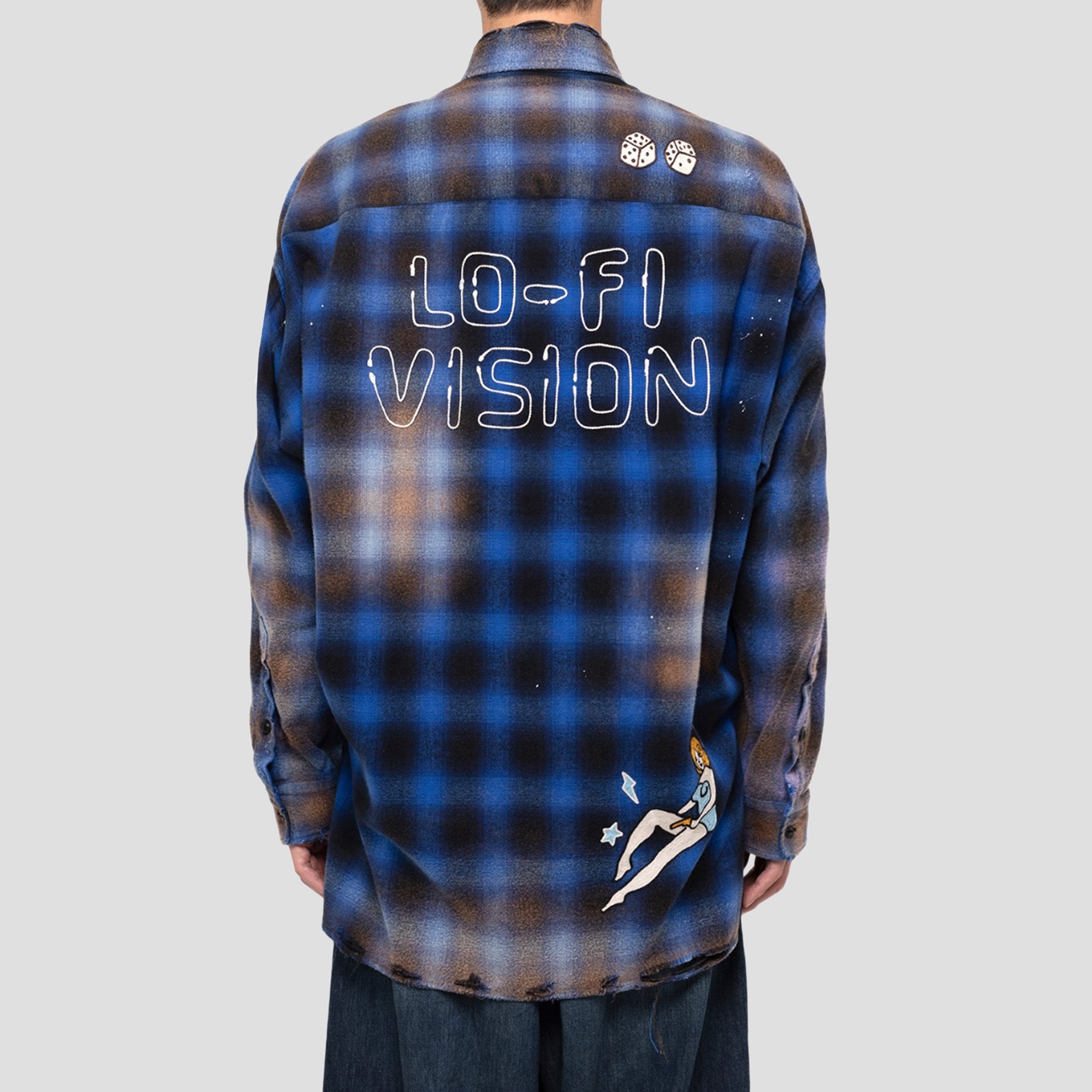 DISTRESSED OVERSIZED FLANNEL SHIRT