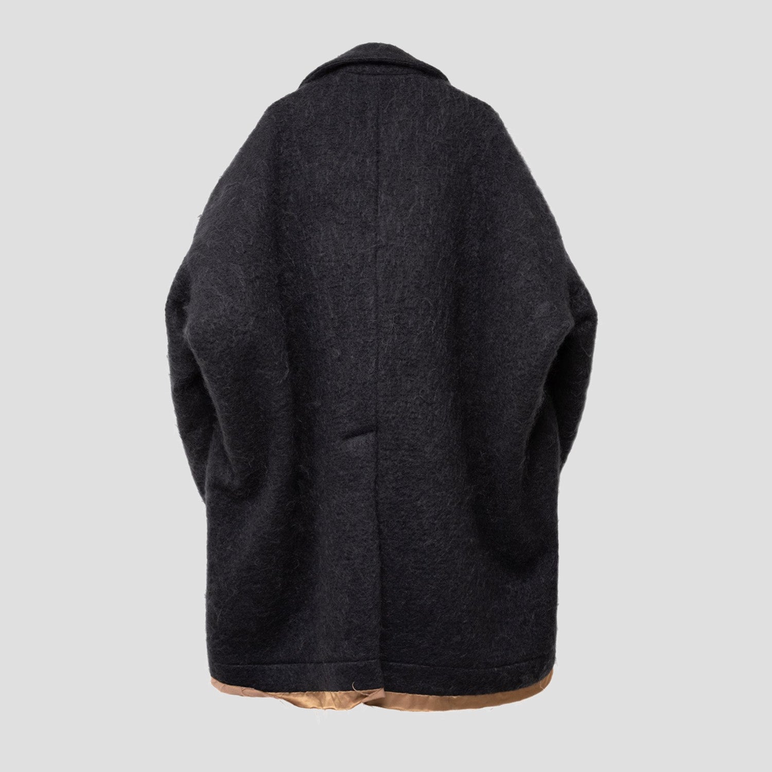 SHAGGY WOOL COAT