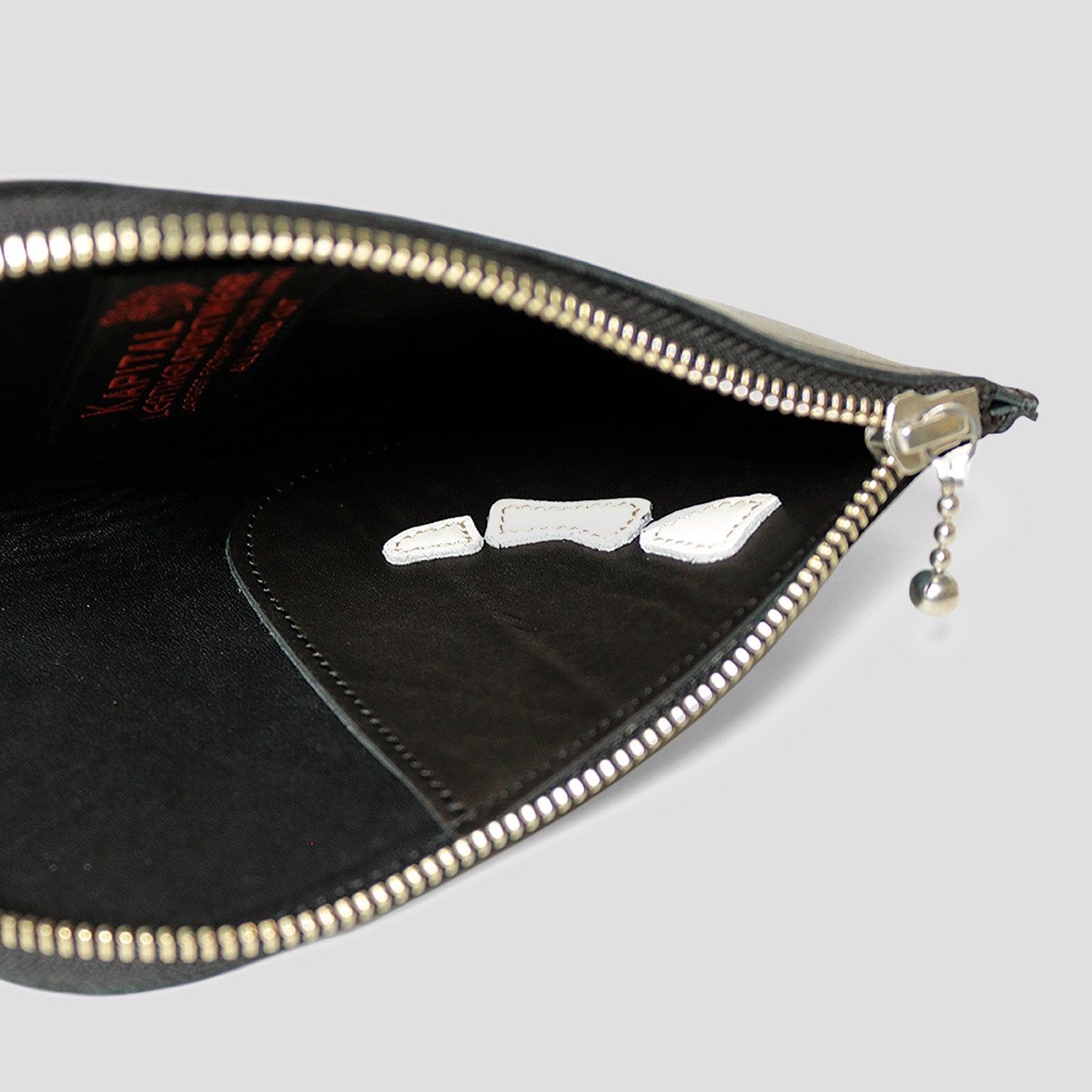 LEATHER BONE NECK POUCH