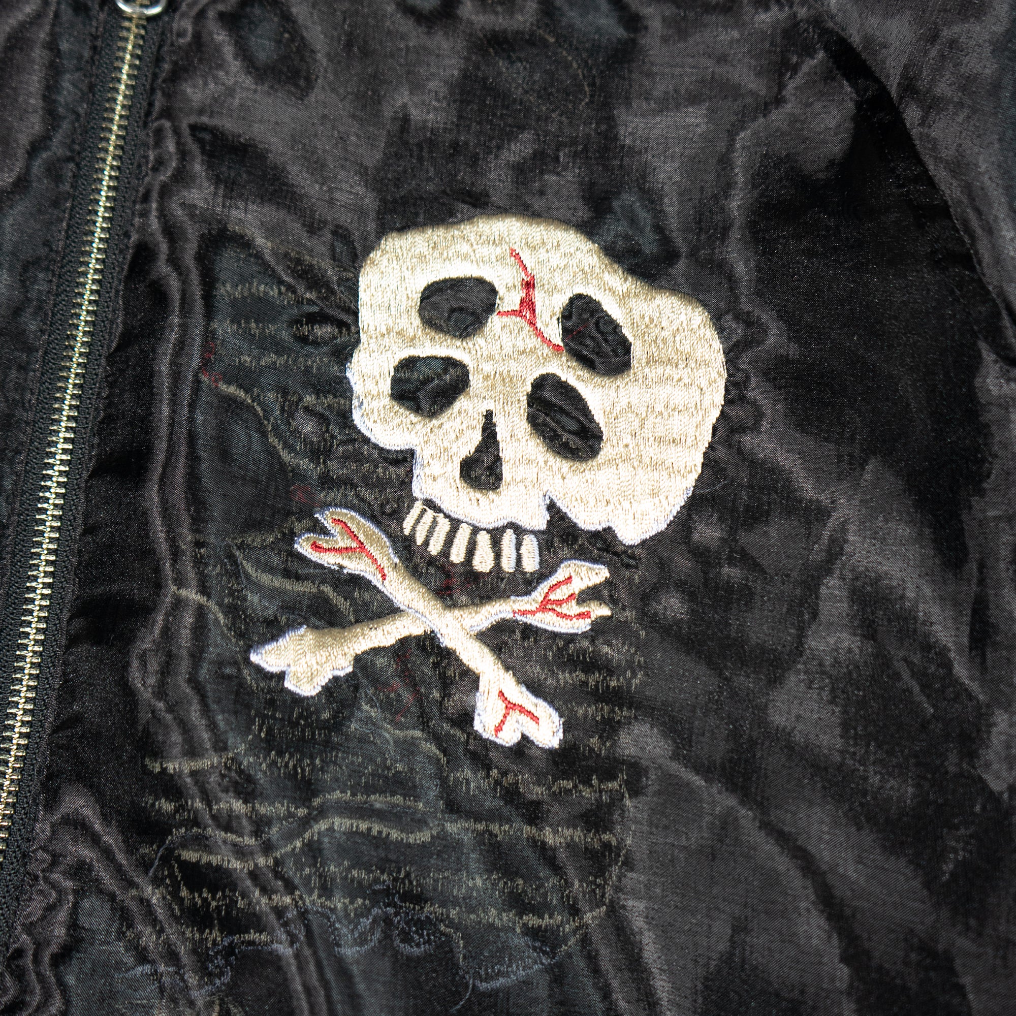 SEE-THROUGH PEARL SOUVENIR JACKET (SKULL)