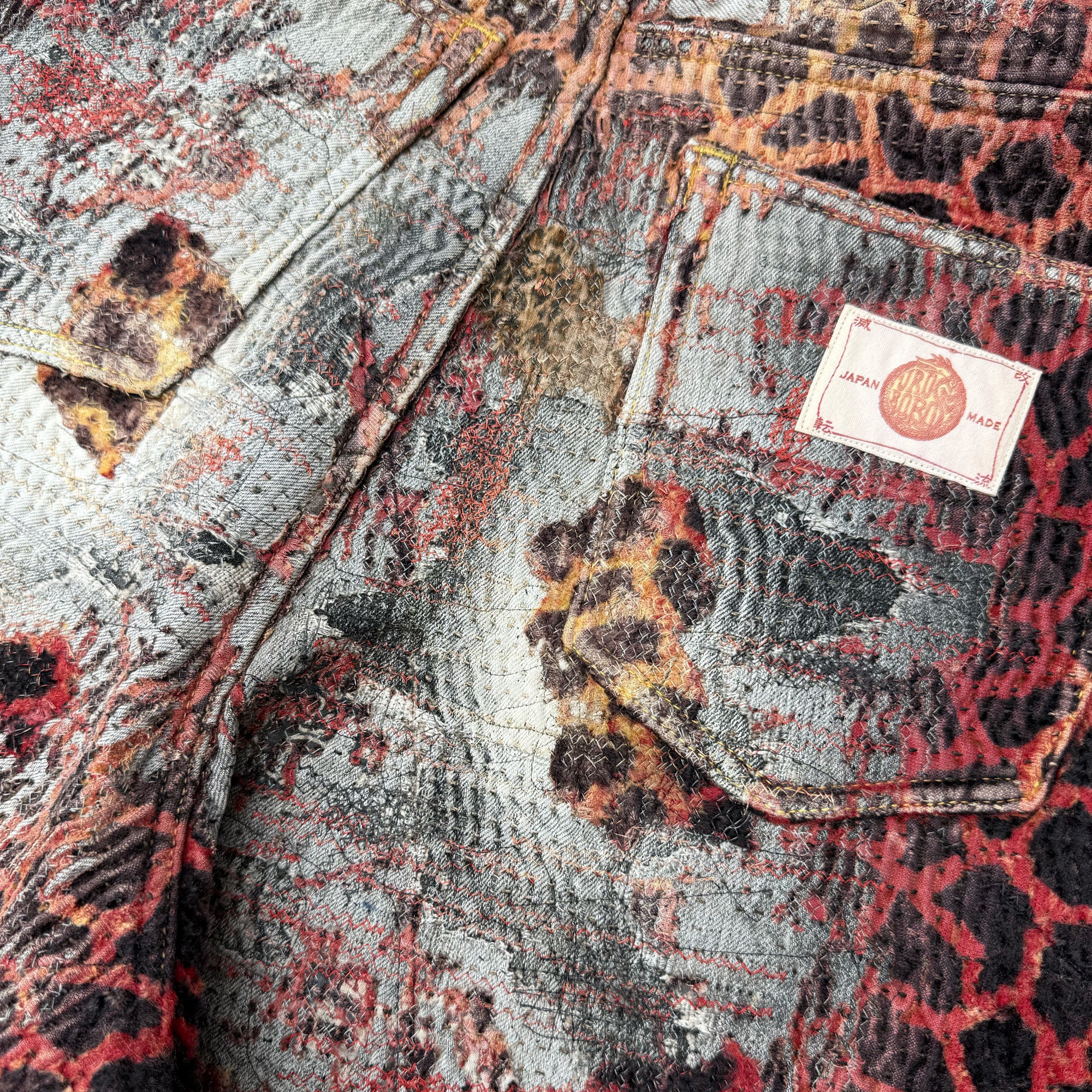 GIRAFFE ECO FUR BORO x STUDS BAGGY SHORTS