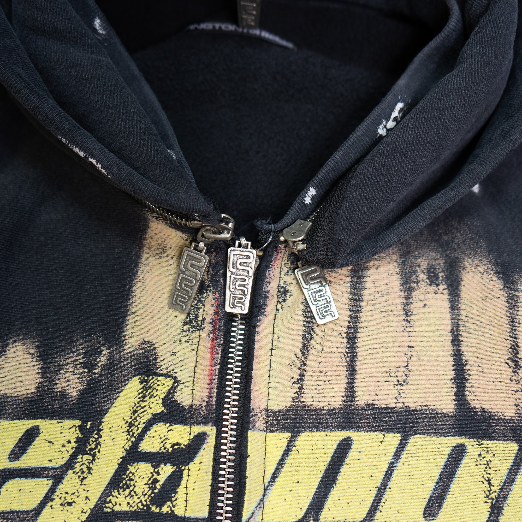 RADICAL PAPER ROSE ZIP HOODIE