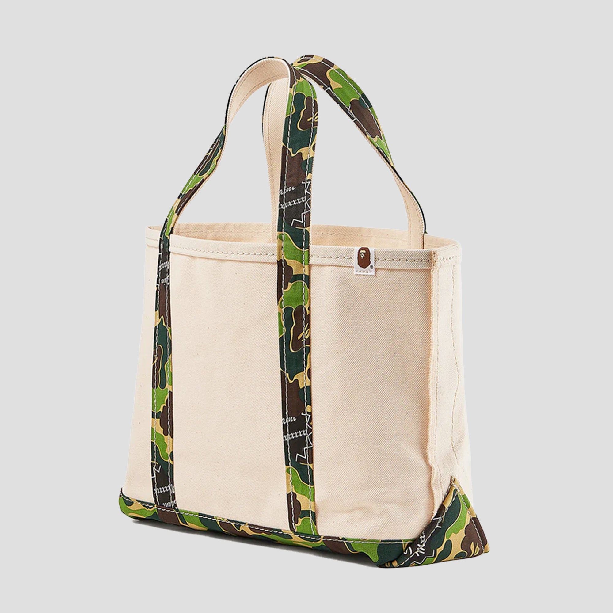 SAINT MXXXXXX x A BATHING APE® CAMO TOTE BAG (M)