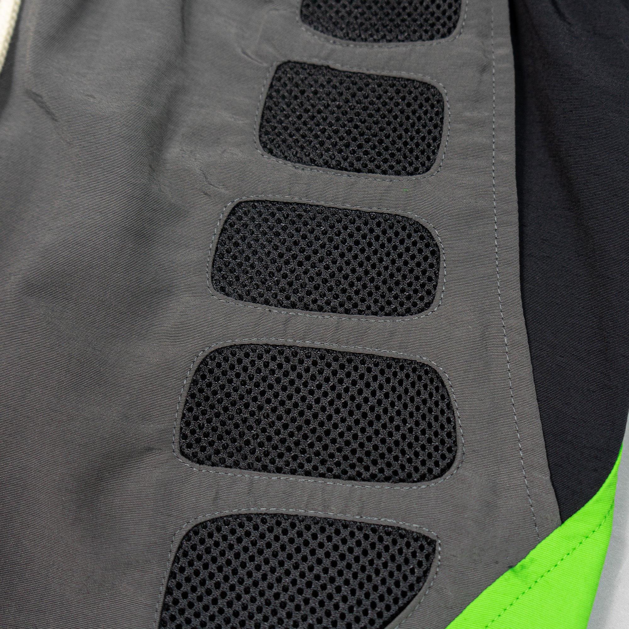 TECH SHORTS