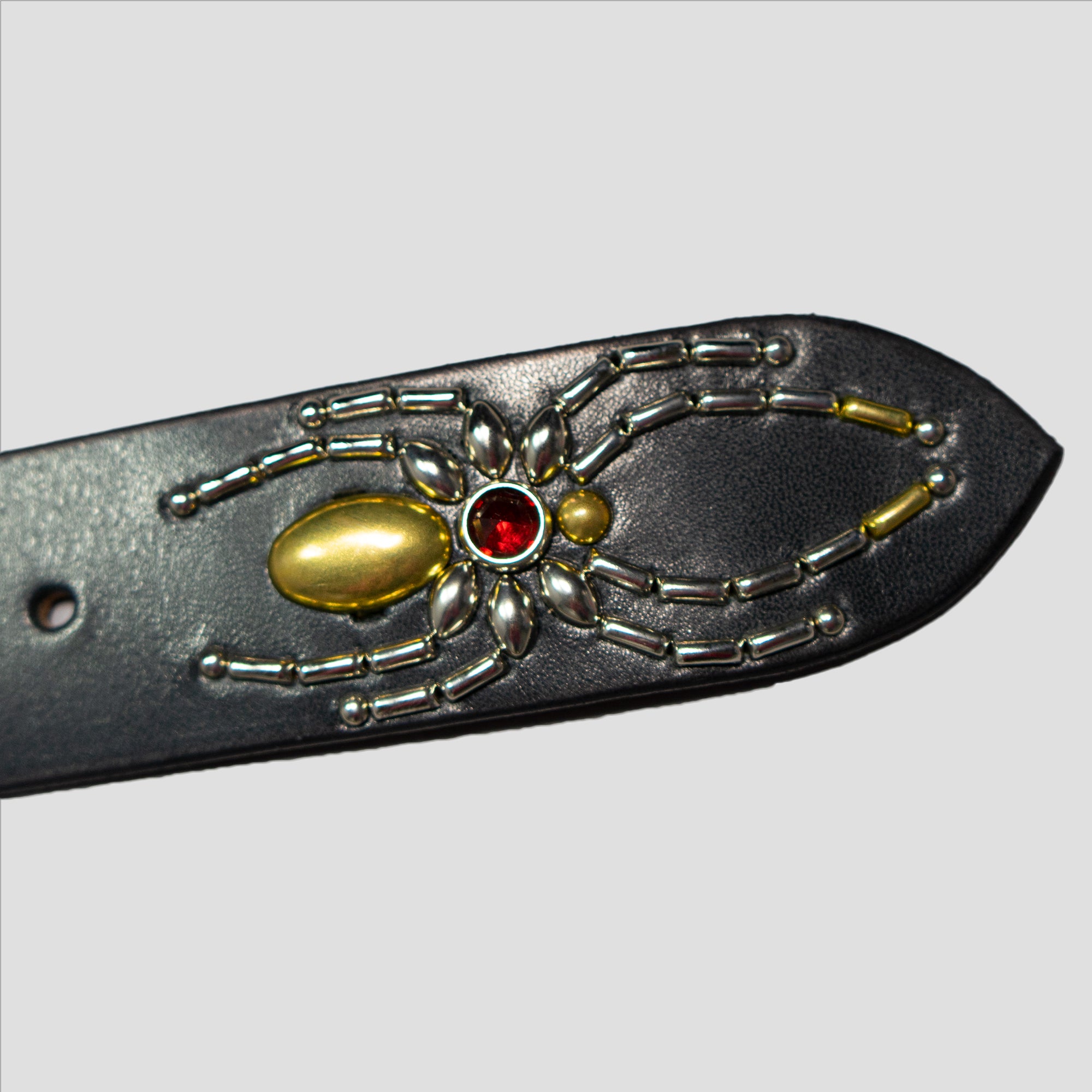 STUDDED LEATHER INLAY BELT WITH REFLECTOR - WHITE LIZARD