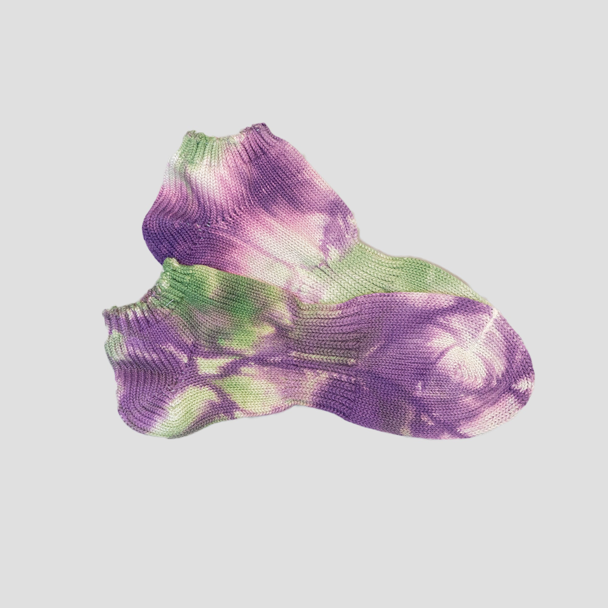 UNEVEN DYE NO-SHOW SOCKS