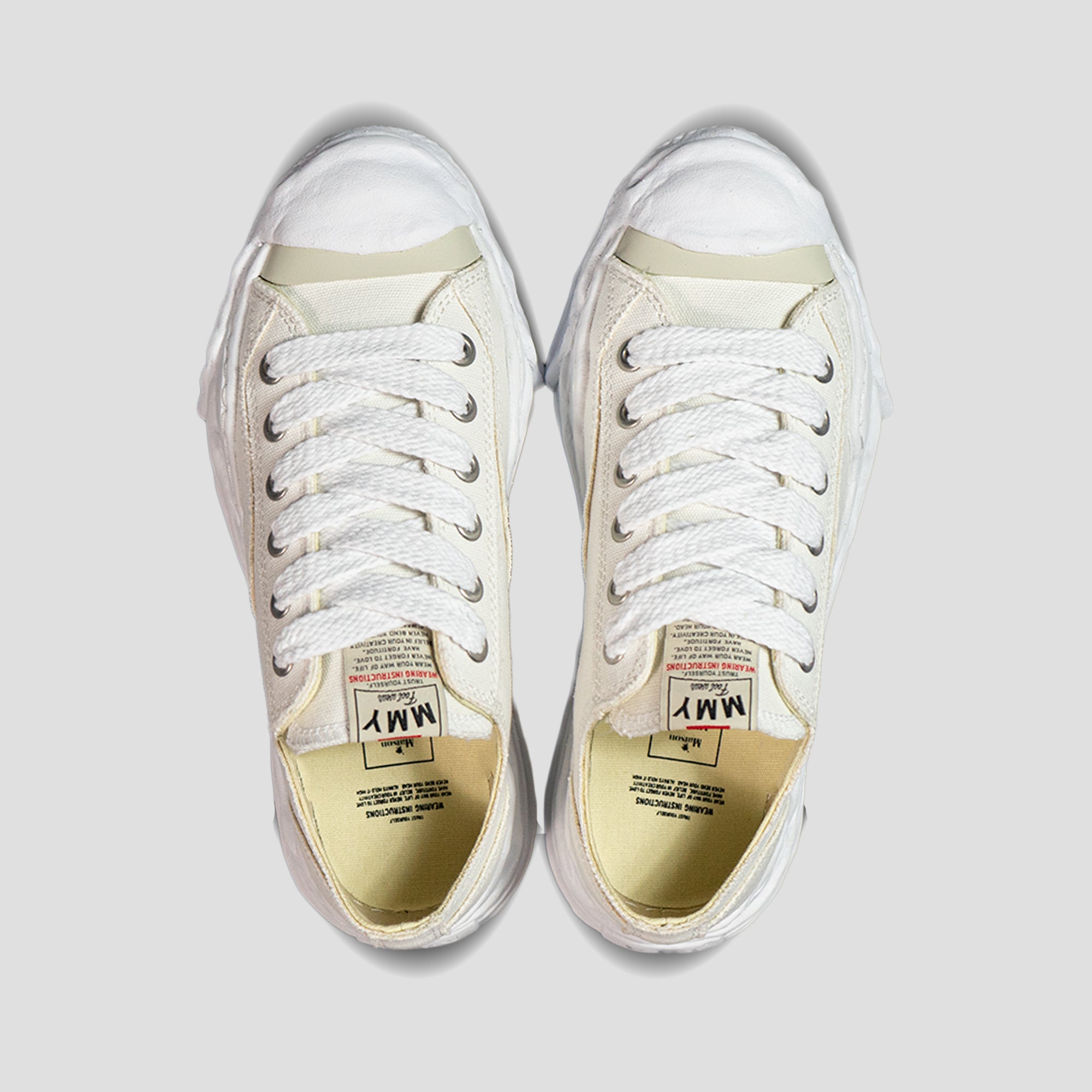 HANK OG SOLE CANVAS LOW TOP SNEAKERS