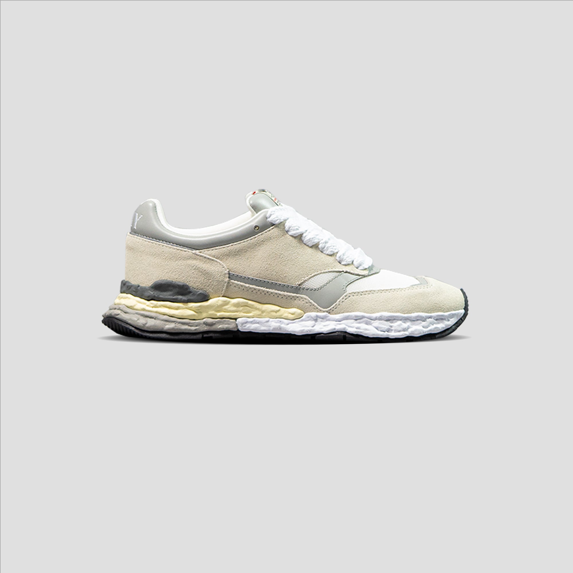 GEORGE OG SOLE LOW-TOP LEATHER SNEAKER