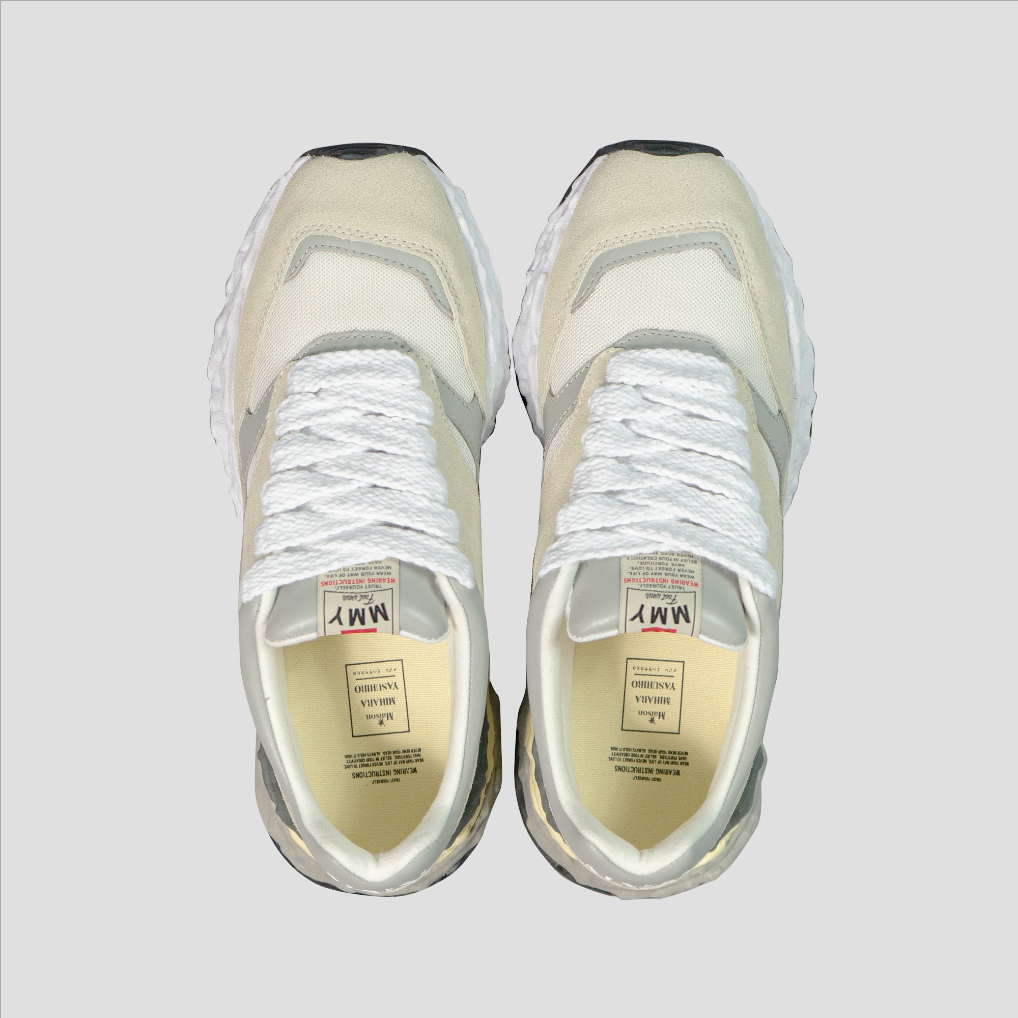 GEORGE OG SOLE LOW-TOP LEATHER SNEAKER