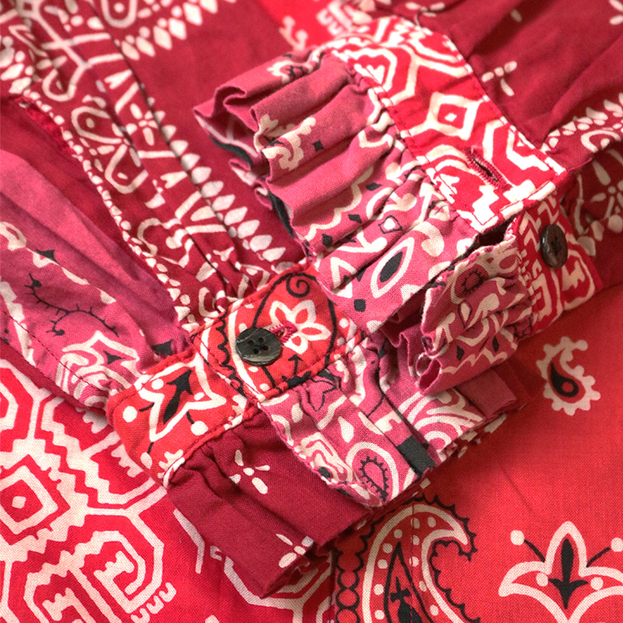 GAUZE BANDANA PATCHWORK V-NECK FRILL SHIRT - RED