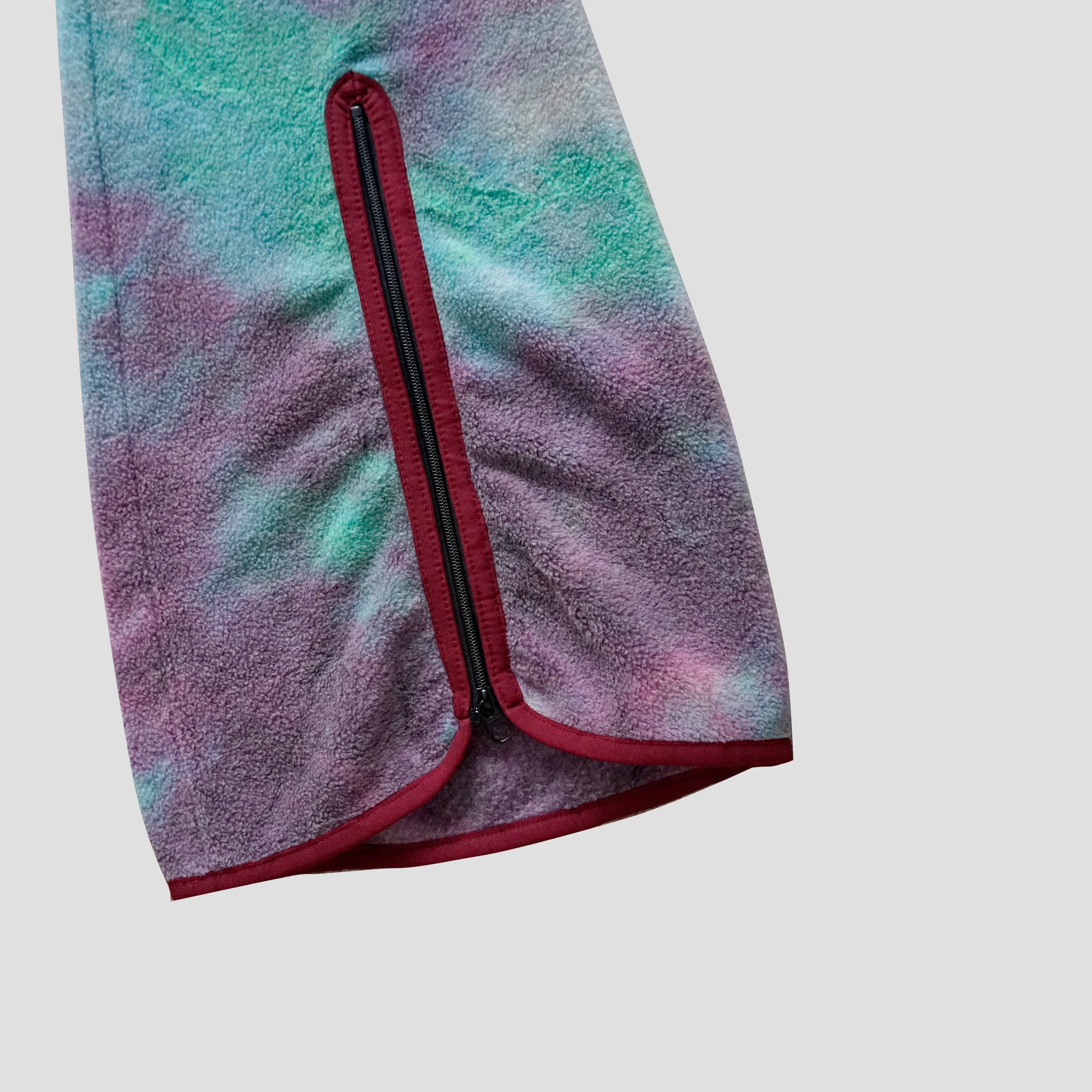 REVERSIBLE FLEECE TIE DYE FLARE PANTS - PURPLE/BLUE