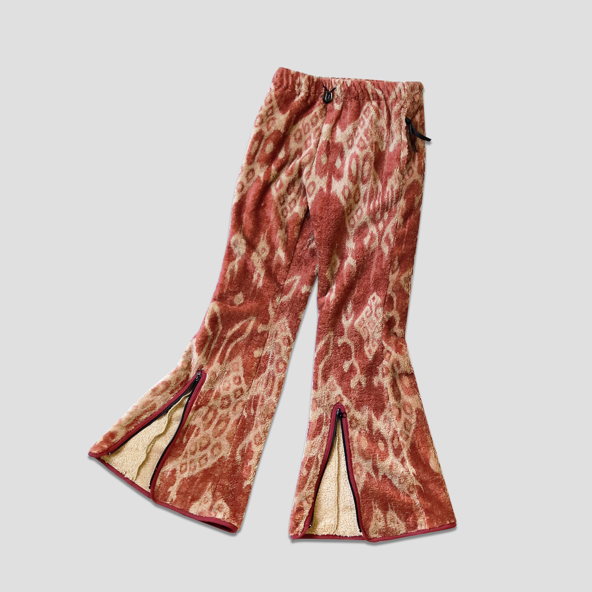 JAVA KASURI FLEECE FLARE PANTS - RED