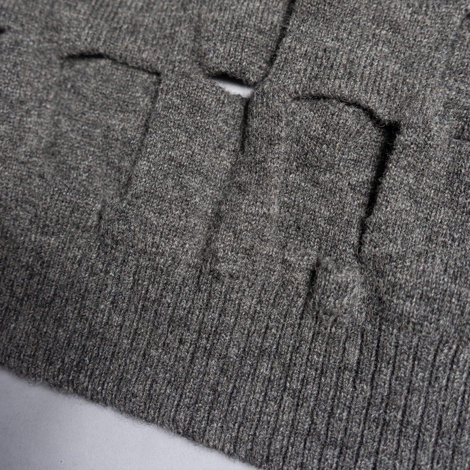 7G WOOL WINDOWPANE SWEATERS