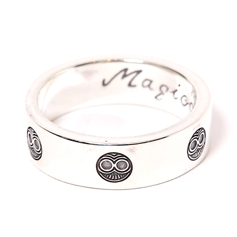 MAGICAL DESIGN - TIBEKKOTSU LOVE RING - SILVER at Mannahatta NYC