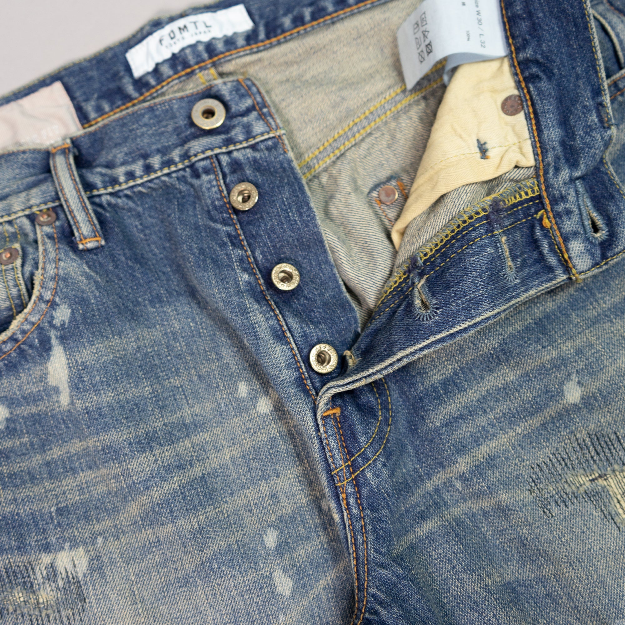 CLASSIC STRAIGHT DENIM MG100