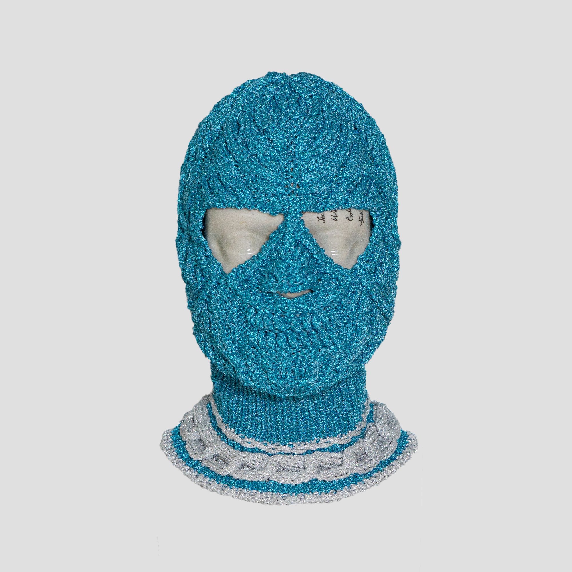 GLITTER SKULL KNIT BEANIE