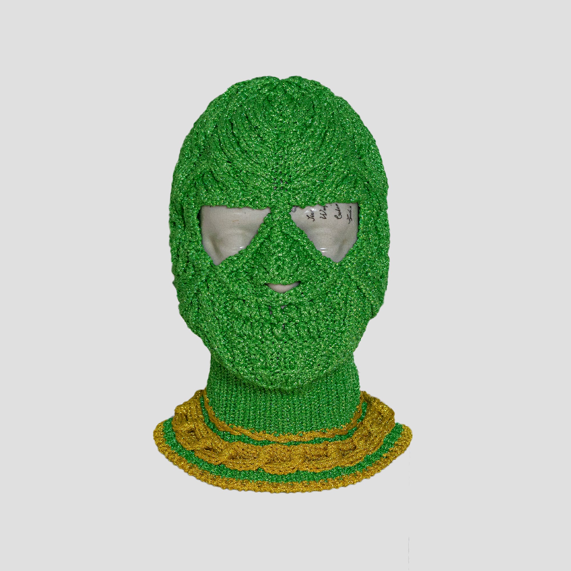 GLITTER SKULL KNIT BEANIE