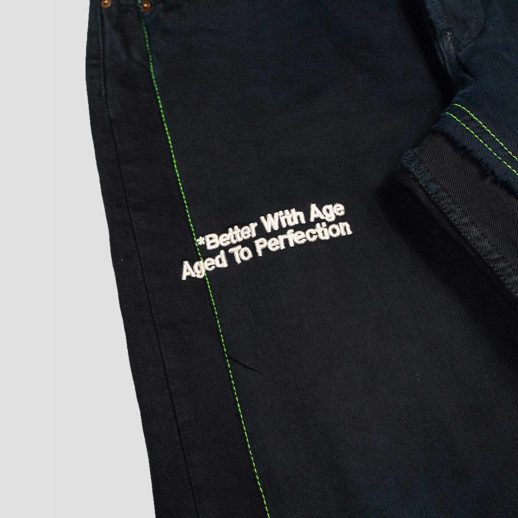 BLACK MONROE TRIPLE-WIDE