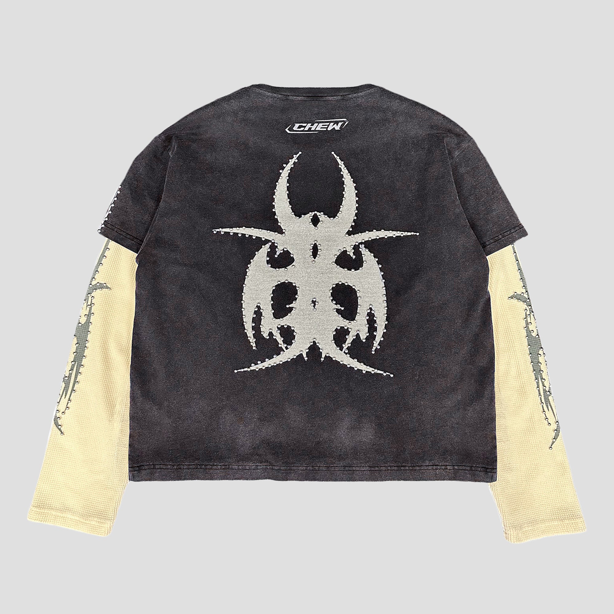 BLACK CREAM SILVER STUDDED ROACH L/S T-SHIRTS