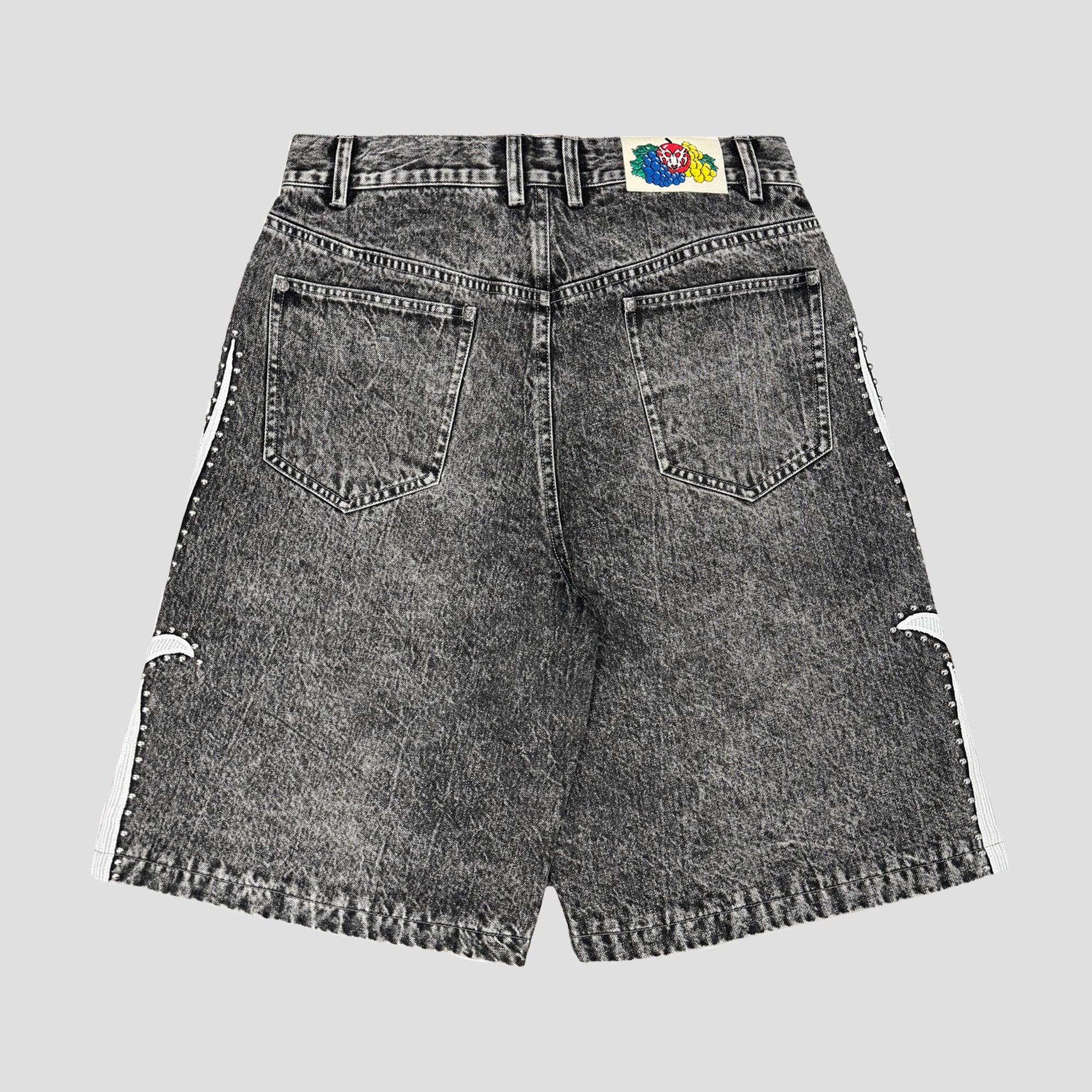 CHAIN STITCHED STUDDED GRAY SHORTS