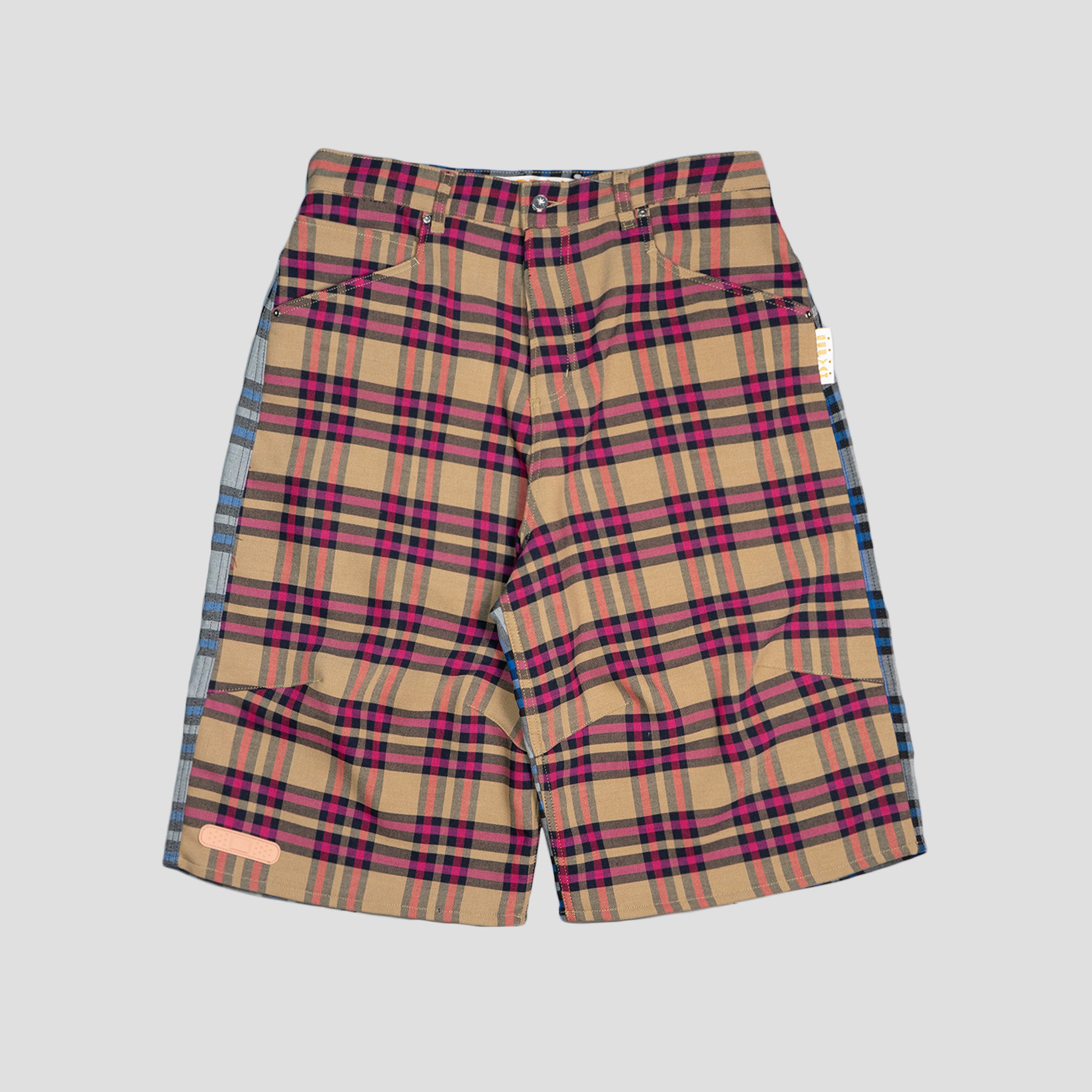 CHECK LONG SHORTS