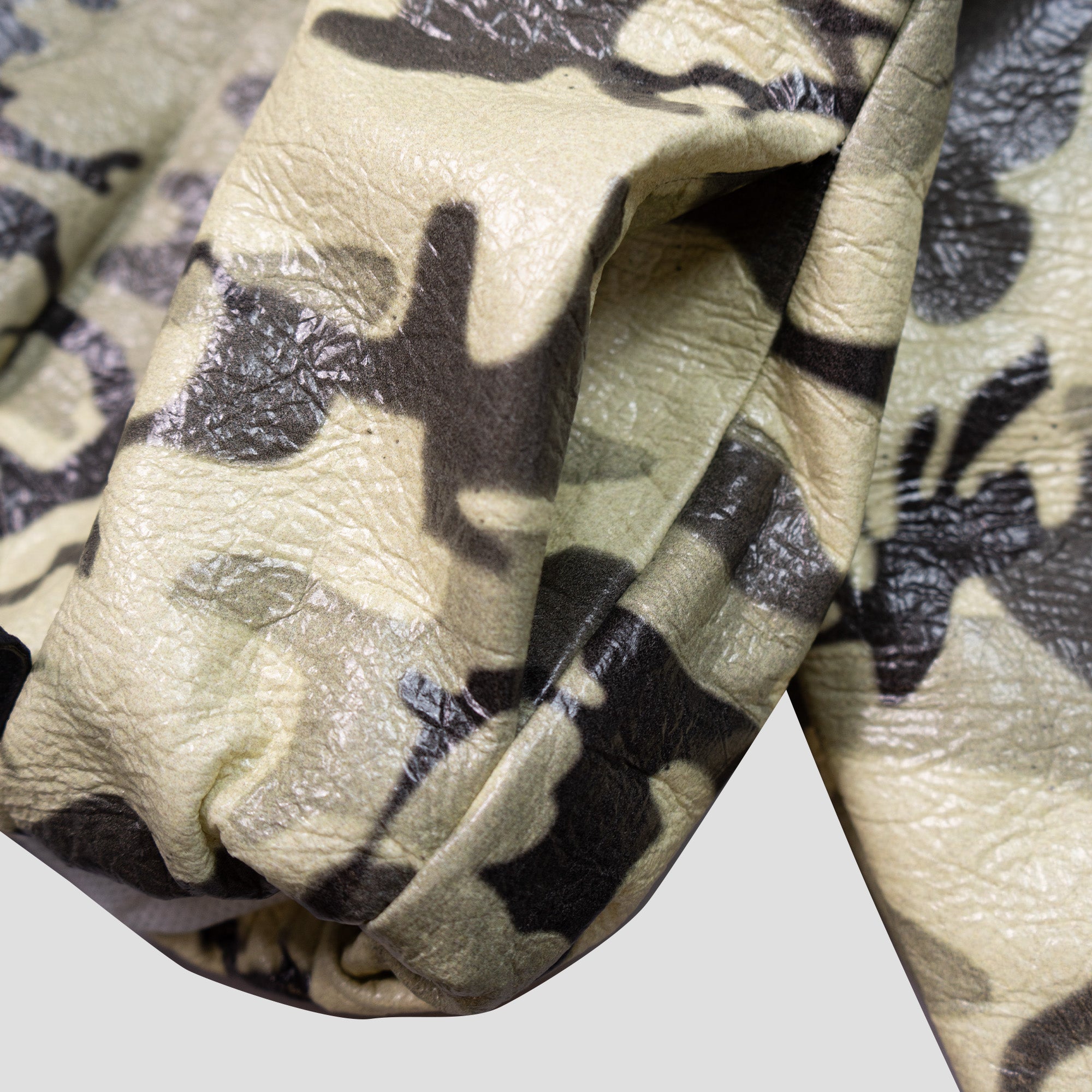 JOG BOMBER HOODIE CAMO