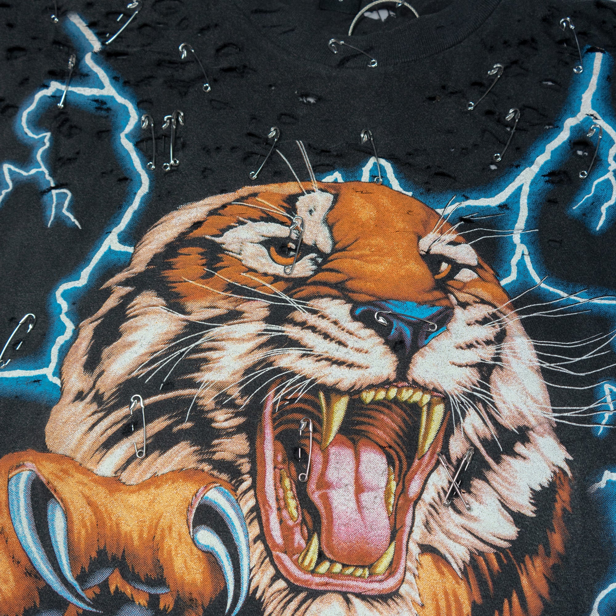 THUNDER CHOP (S)