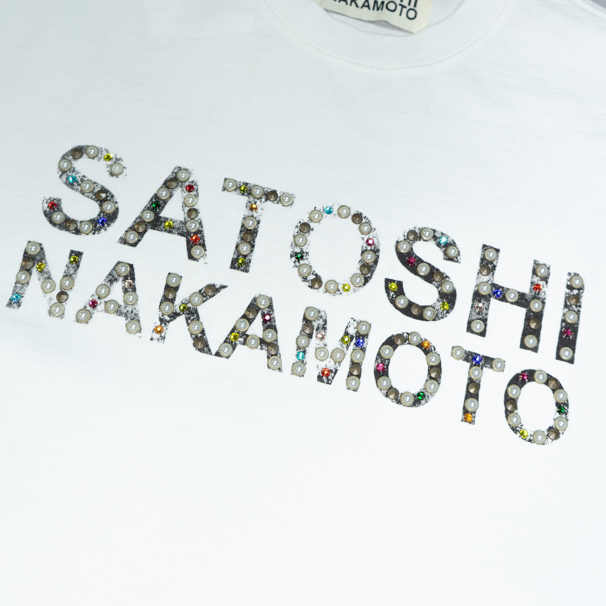 PEARL STUDDED LOGO T-SHIRTS