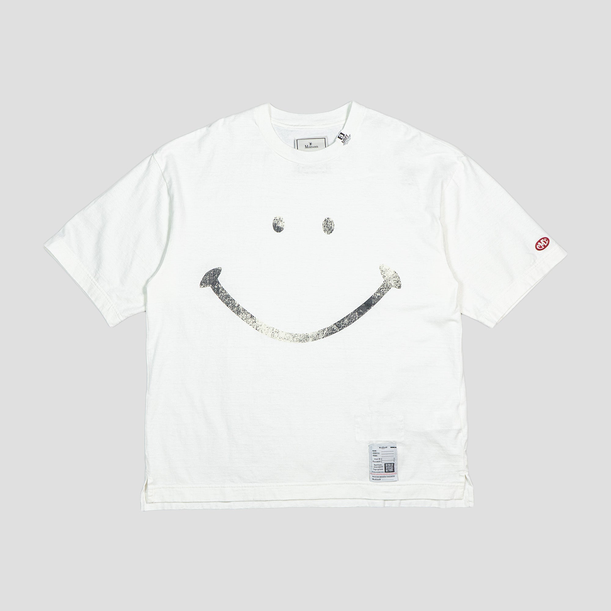 SMILE T-SHIRTS