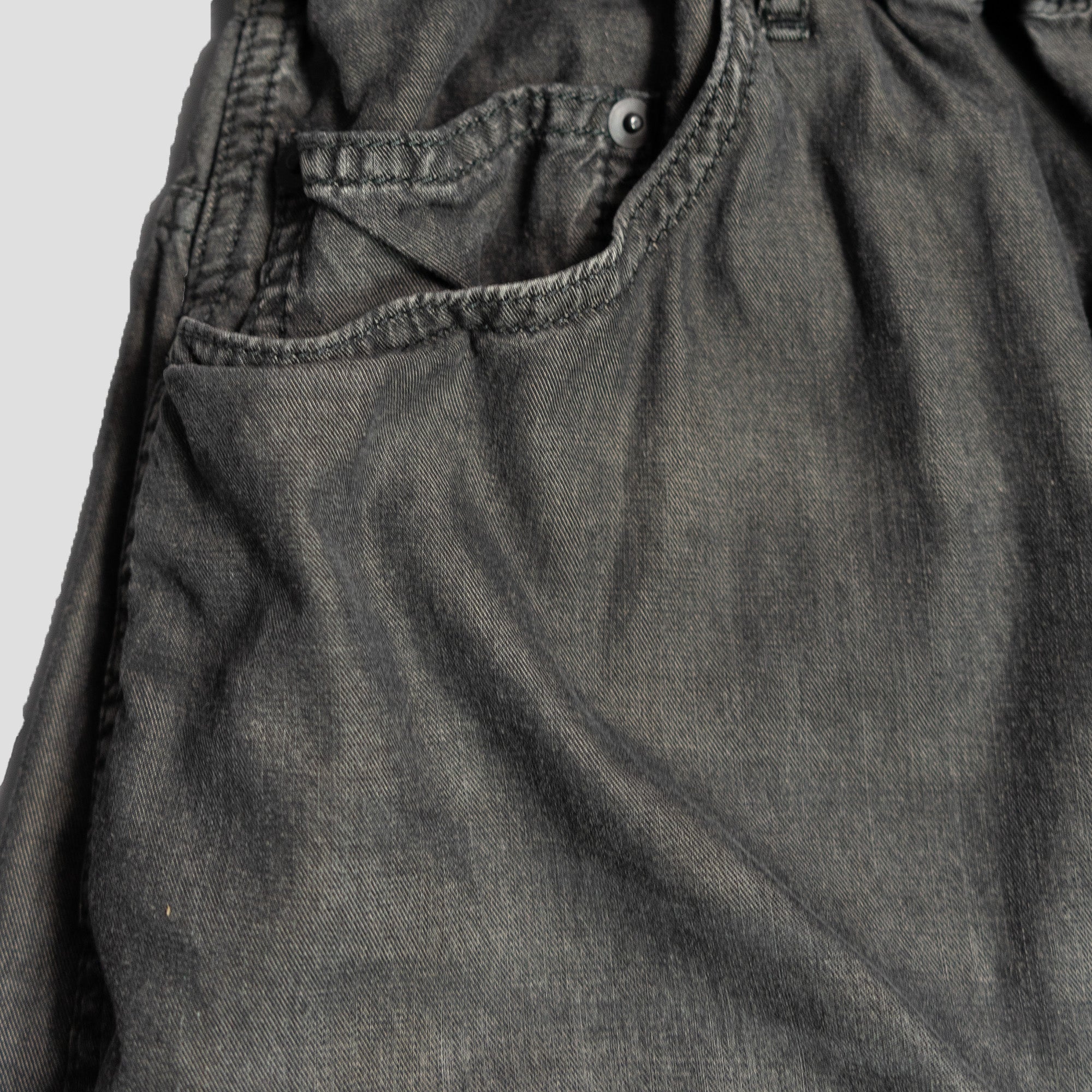 TENCEL DENIM GATHERED PANTS