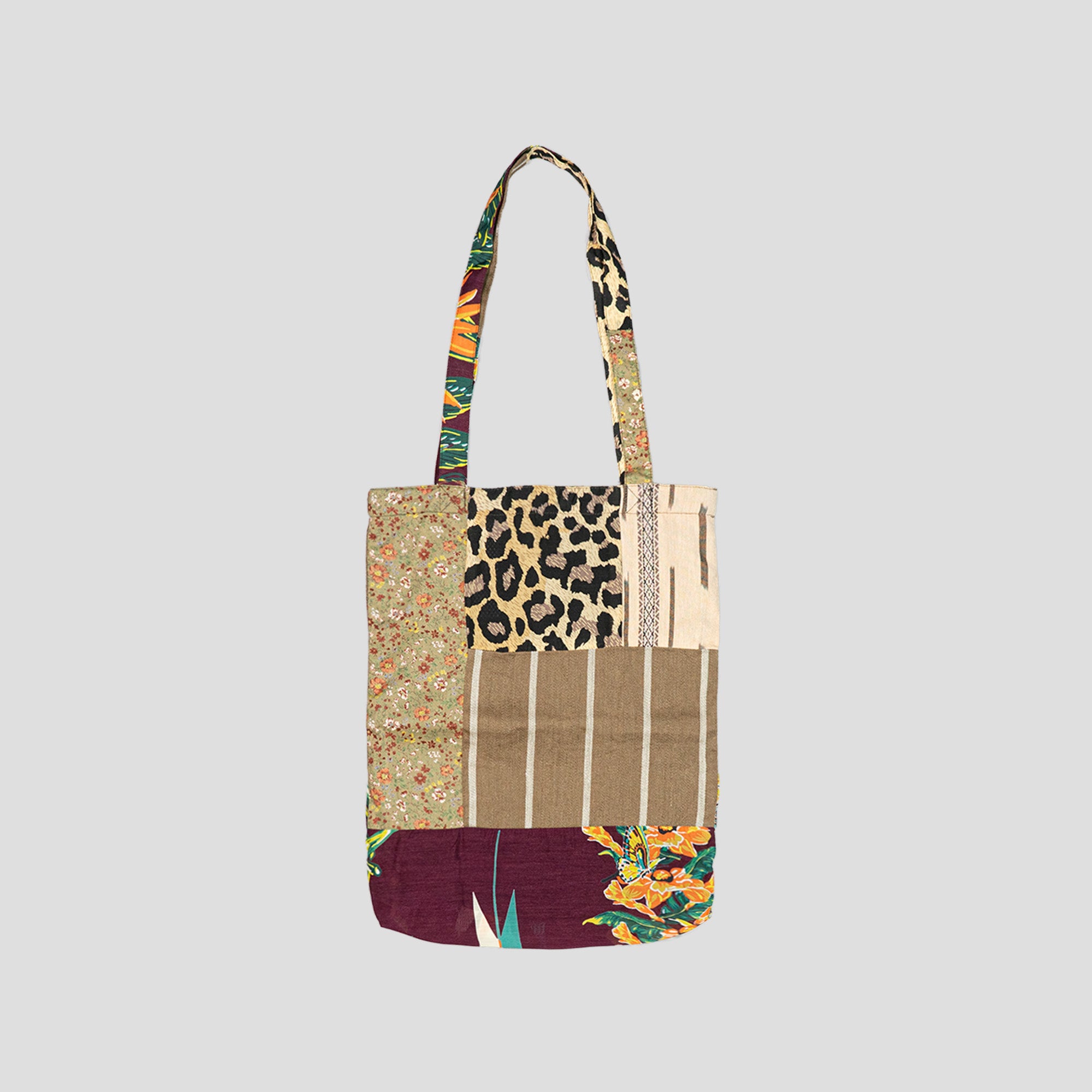 PATCHWORK NOVEL TOTE BAG