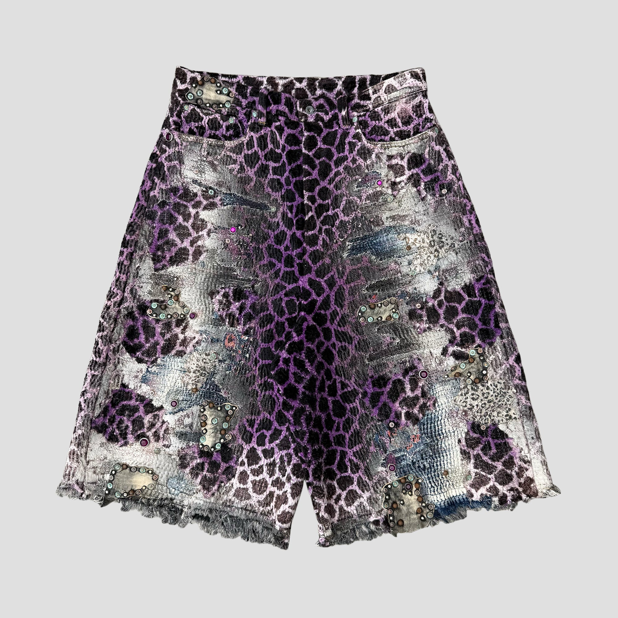 GIRAFFE ECO FUR BORO x STUDS BAGGY SHORTS