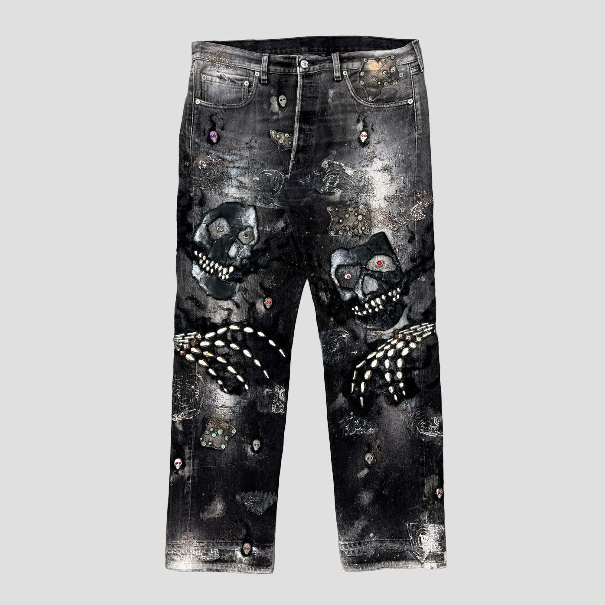 PROLETA RE ART SKULL FACES STUDDED JEANS