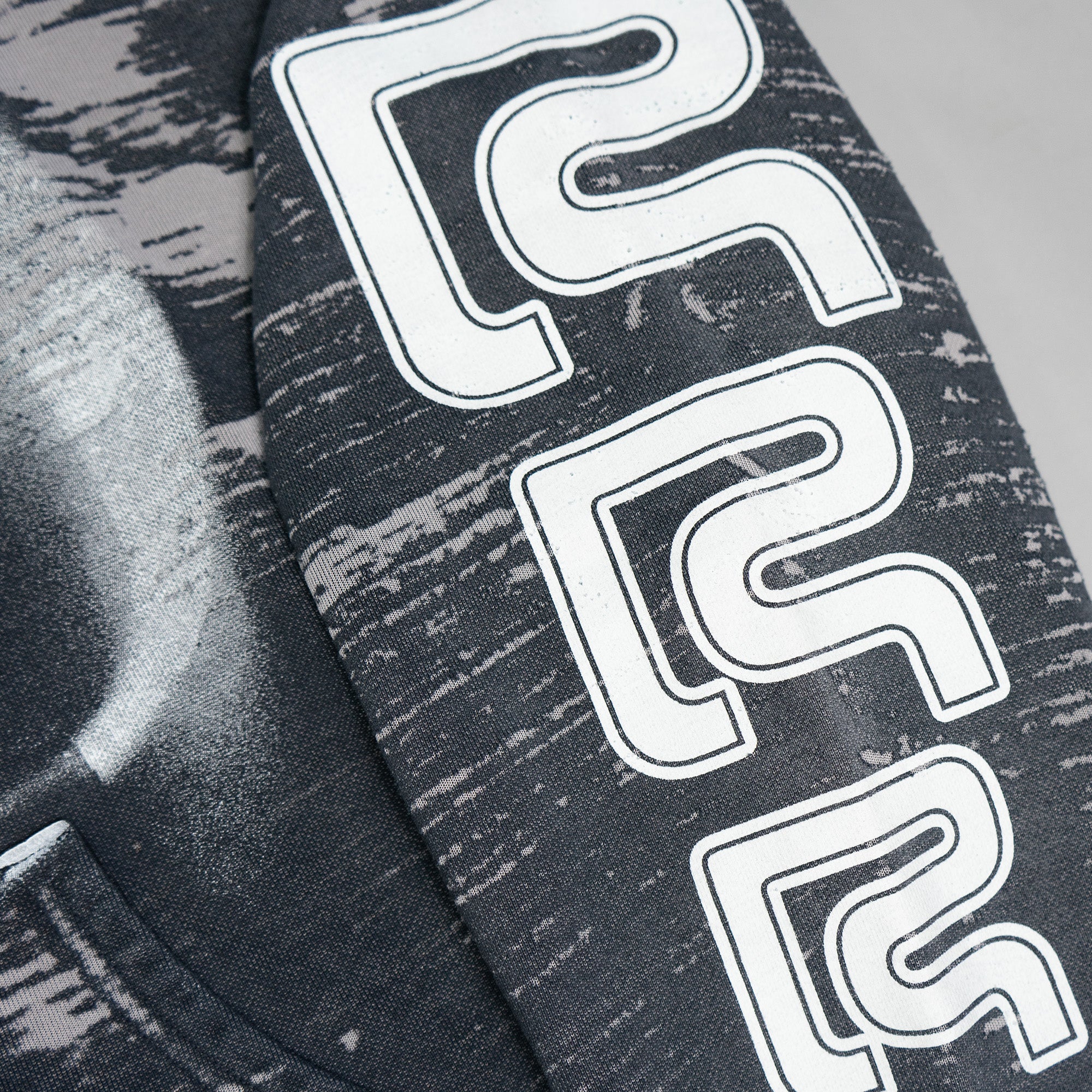 RADICAL ALMA CVA ZIP HOODIE