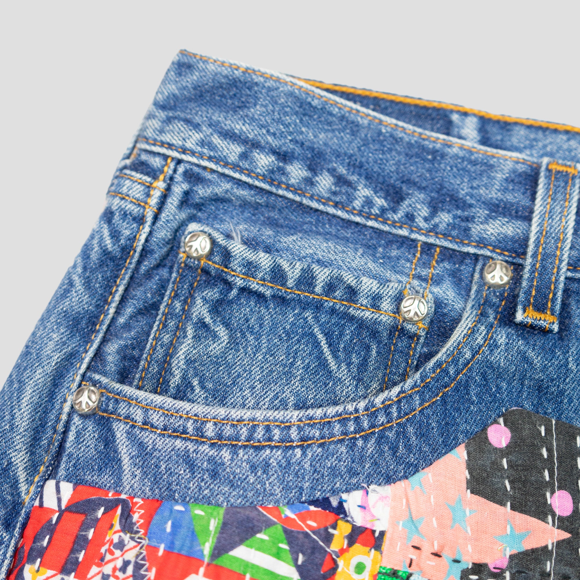 PATCHWORK JEANS