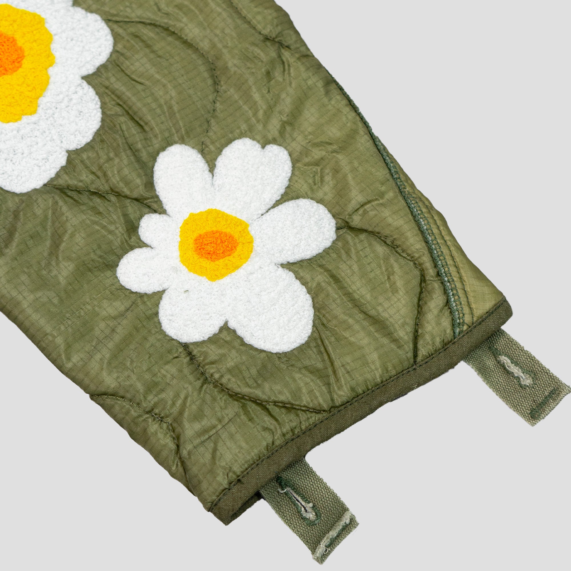 DAISY EMBROIDERY MILITARY JACKET