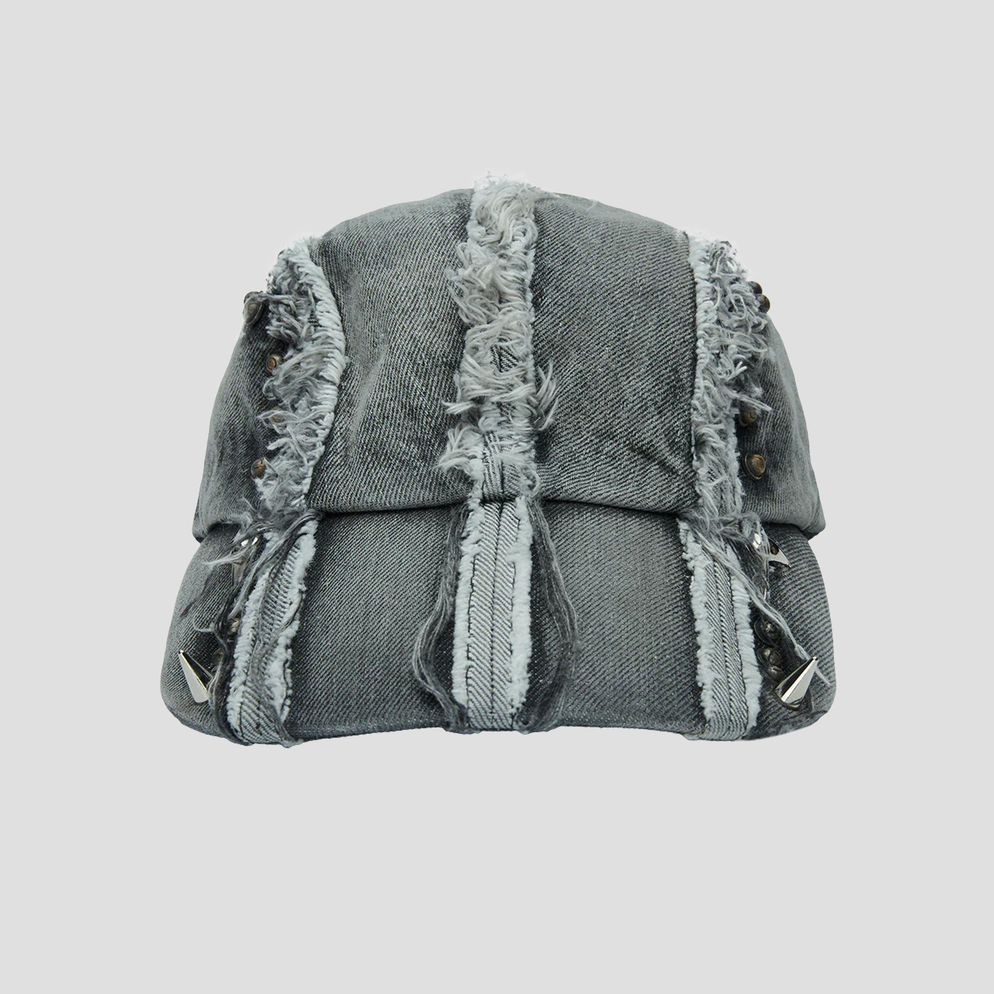 THREE-CLAW CAP