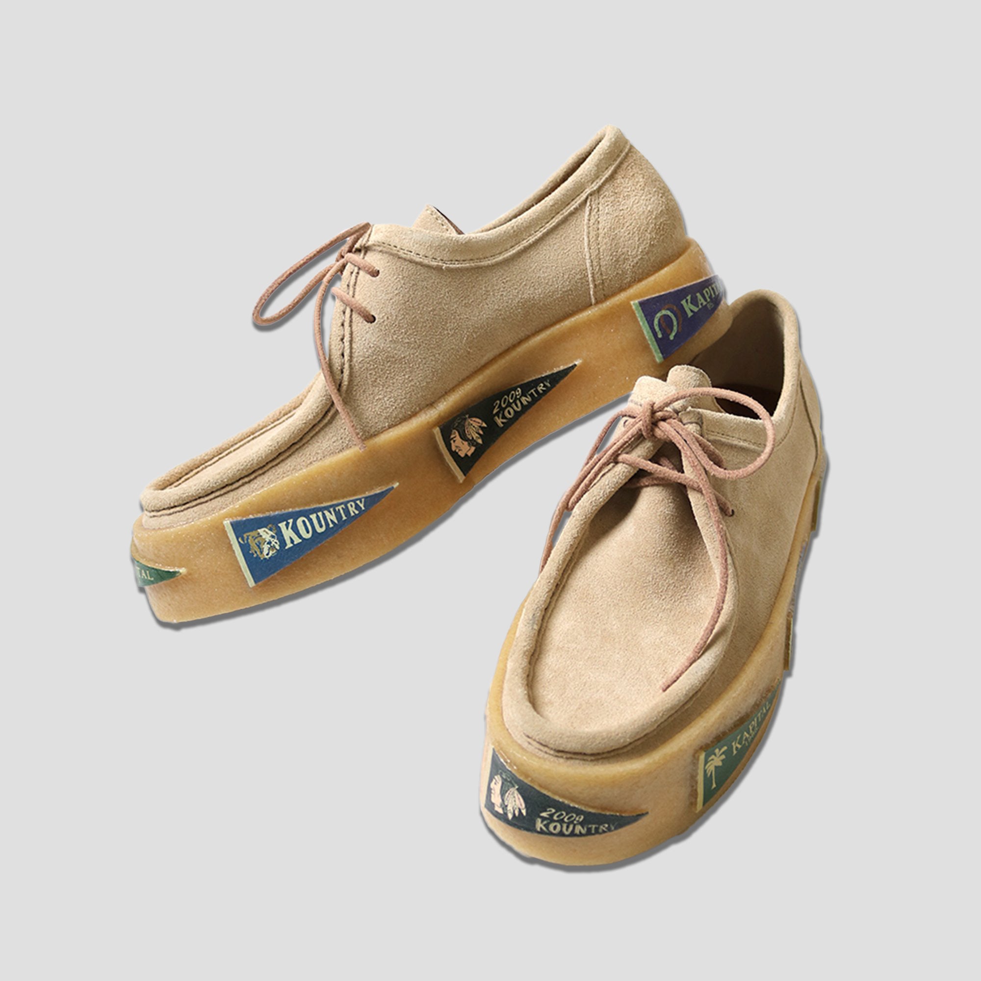 LEATHER SUEDE WALLABEES (PENNANT CREPE SOLE) - BEIGE