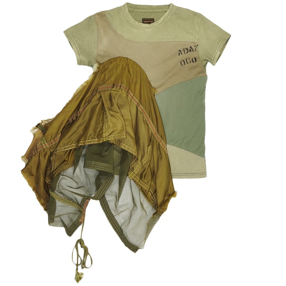 TENJIKU x PARACHUTE CREW NECK TEE - OLIVE